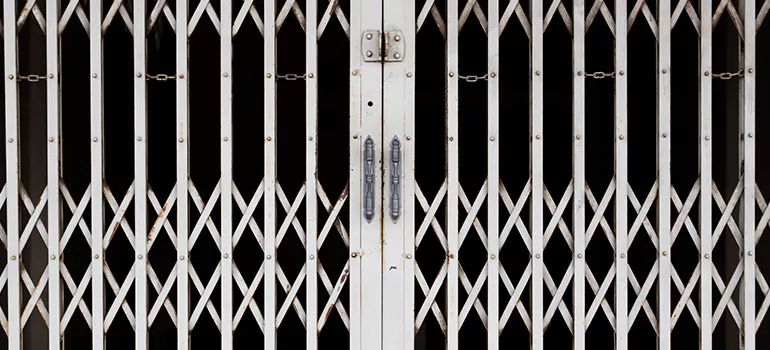 Steel Line Garage Door Repairs in Pinecrest, FL