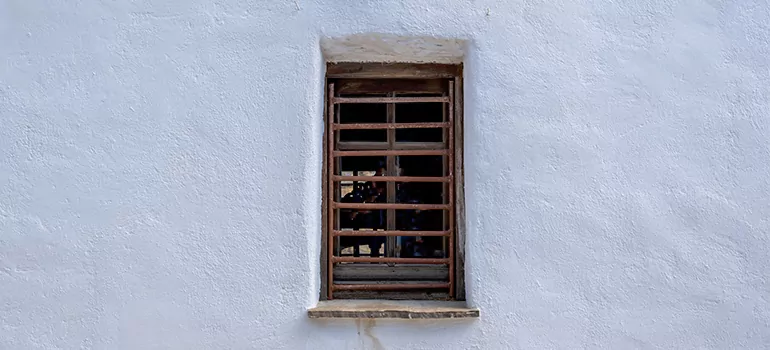 Residential Accordion Door Repair in Pinecrest, FL