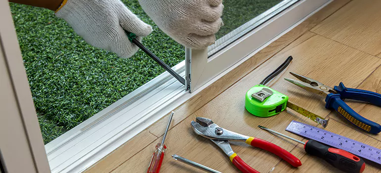 Window Hinge Repair in Pinecrest, FL