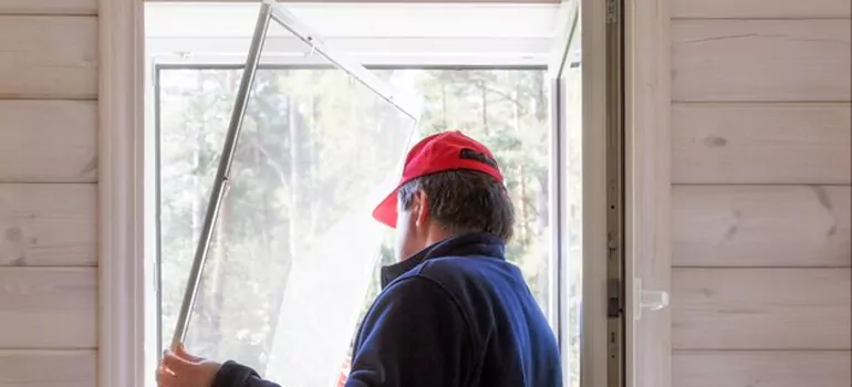 Expandable Window Screen Installation in Pinecrest, FL